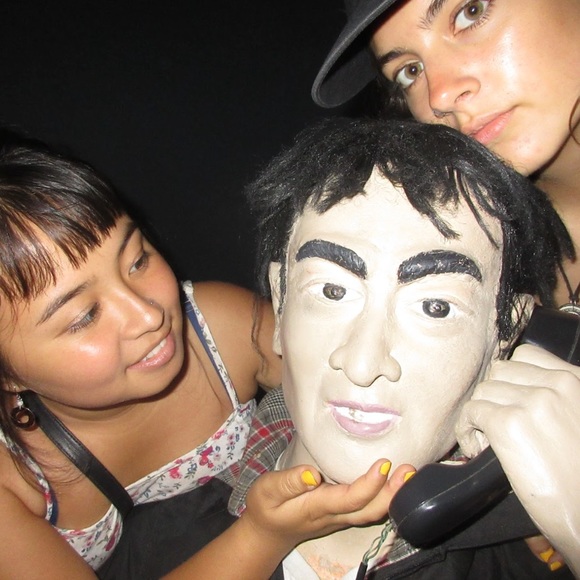 meet your posher :-) - Picture 2 of 4